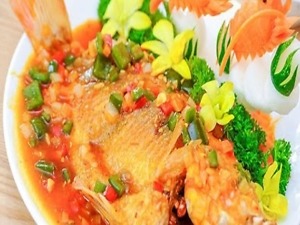 Cá diêu hồng sốt ngũ liễu　