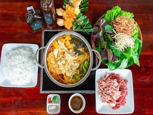 Bún riêu cua bắp bò