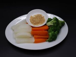 Rau củ luộc chấm muối vừng
